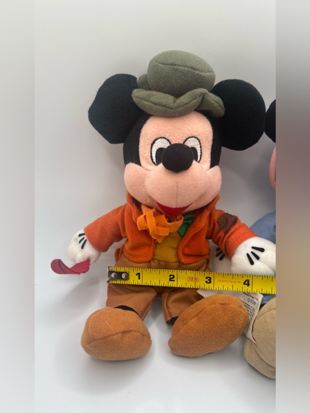 Disney Mickey & Minnie Plush Pair 9” - Bob Cratchit & Pionner Minnie OS - Picture 7 of 9